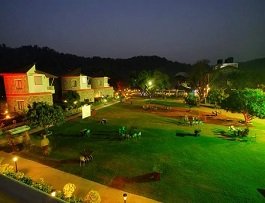 Wood Castle Spa & Resort